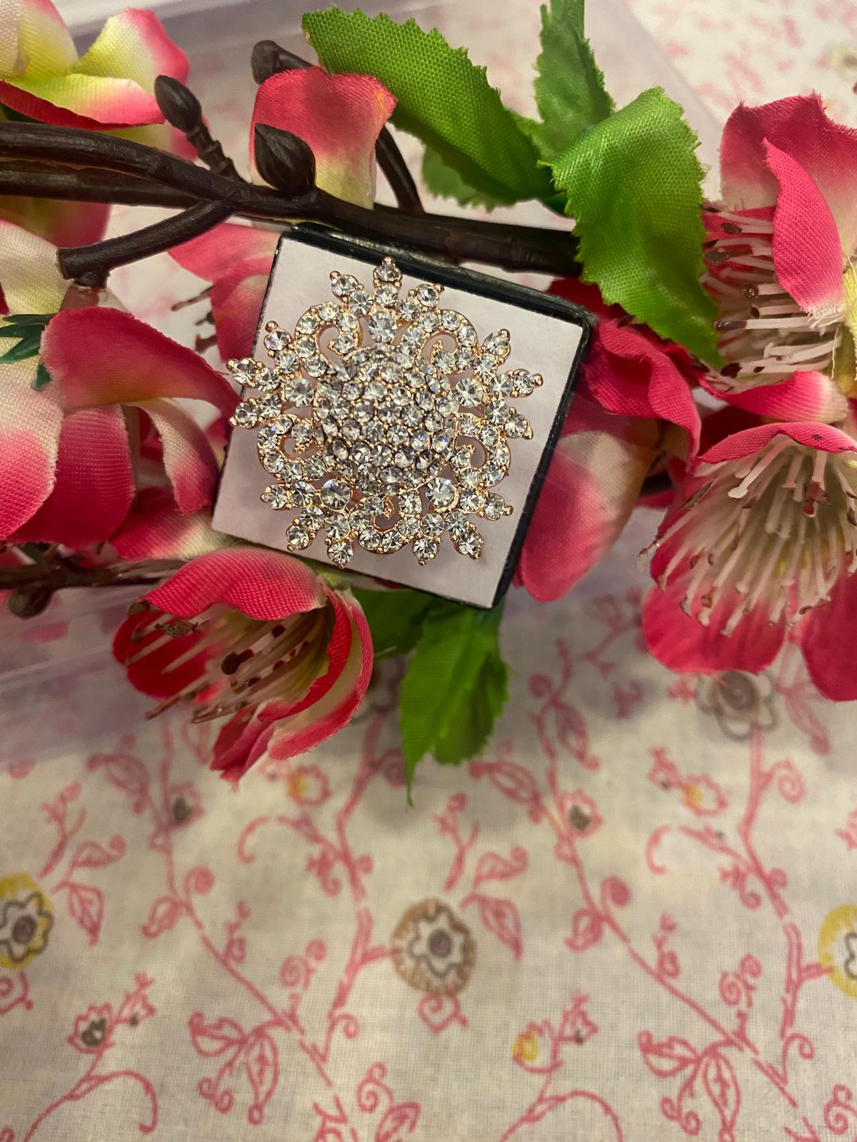 Shining Diva Adjustable Ring