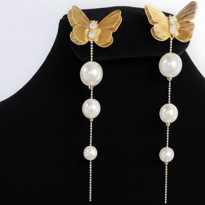 Butterfly Pearl Drop Earring