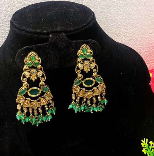 Heritage Green Dangles Earring