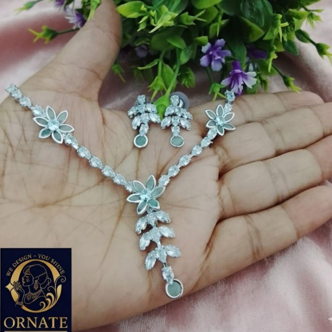 Leafy Charm Crystal Necklace Set