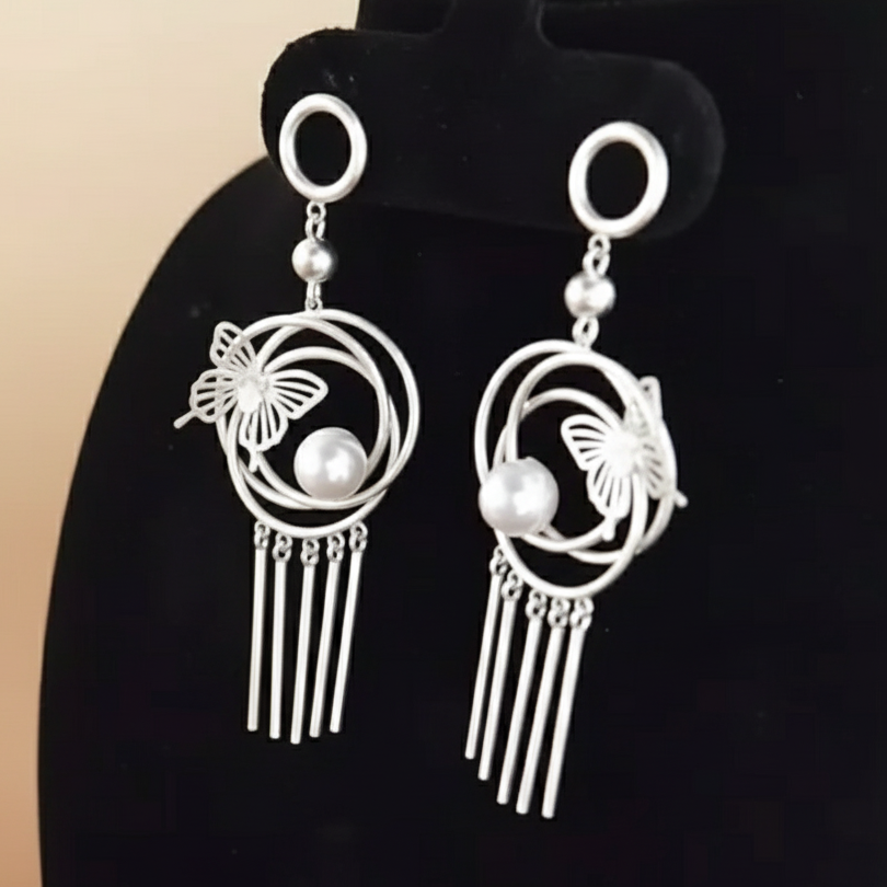 Pearl Butterfly Earring