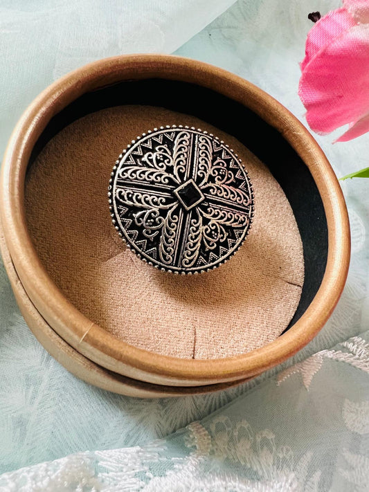 Oxidised Adjustable Ring
