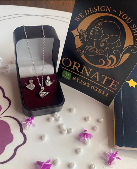 Masakkali Pendant Set
