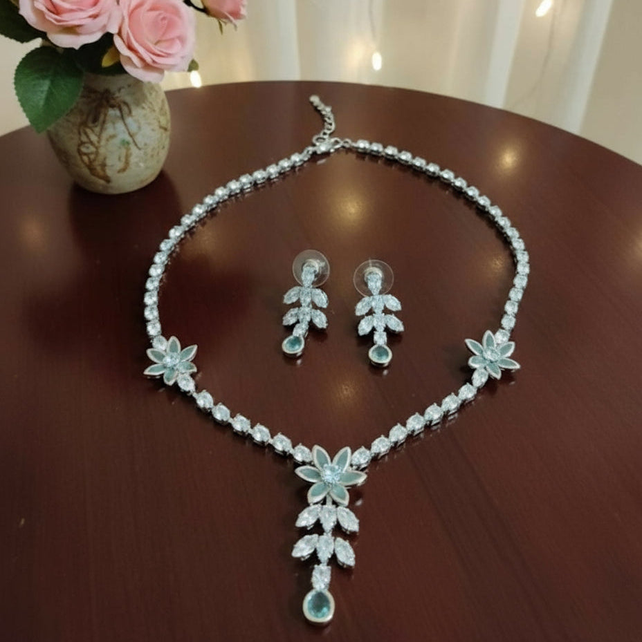 Leafy Charm Crystal Necklace Set