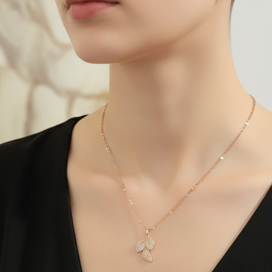 Rosegold Leaf Pendant