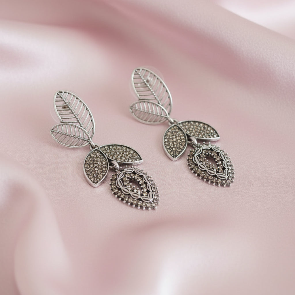 Verona Leaf Earring