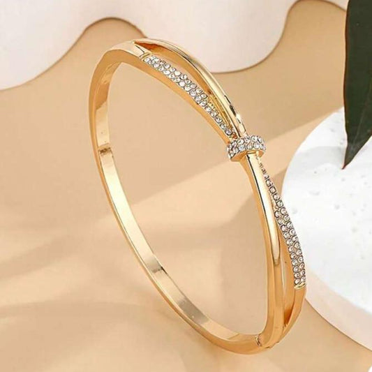 Amira Spark Open Bangle