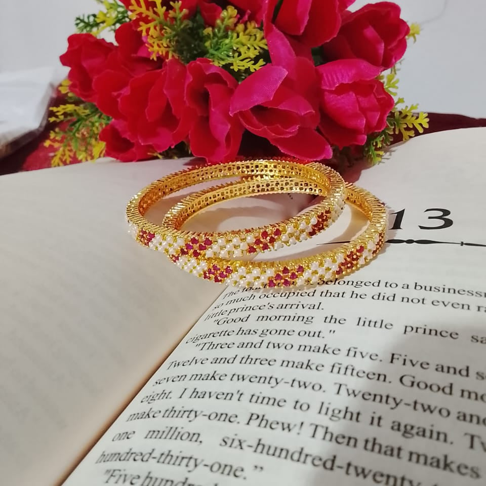 Pearl Symphony Bangle
