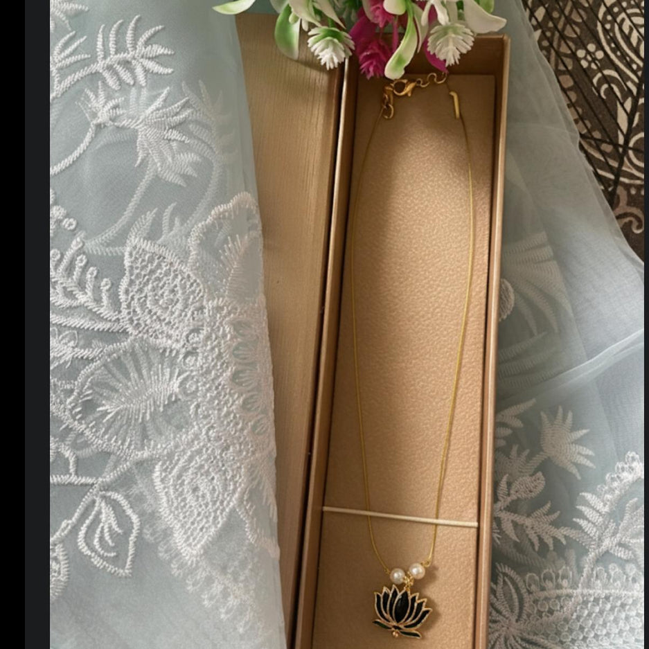 Lotus Pendant Chain