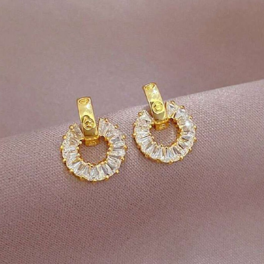 Zahra Spark Pendant Set